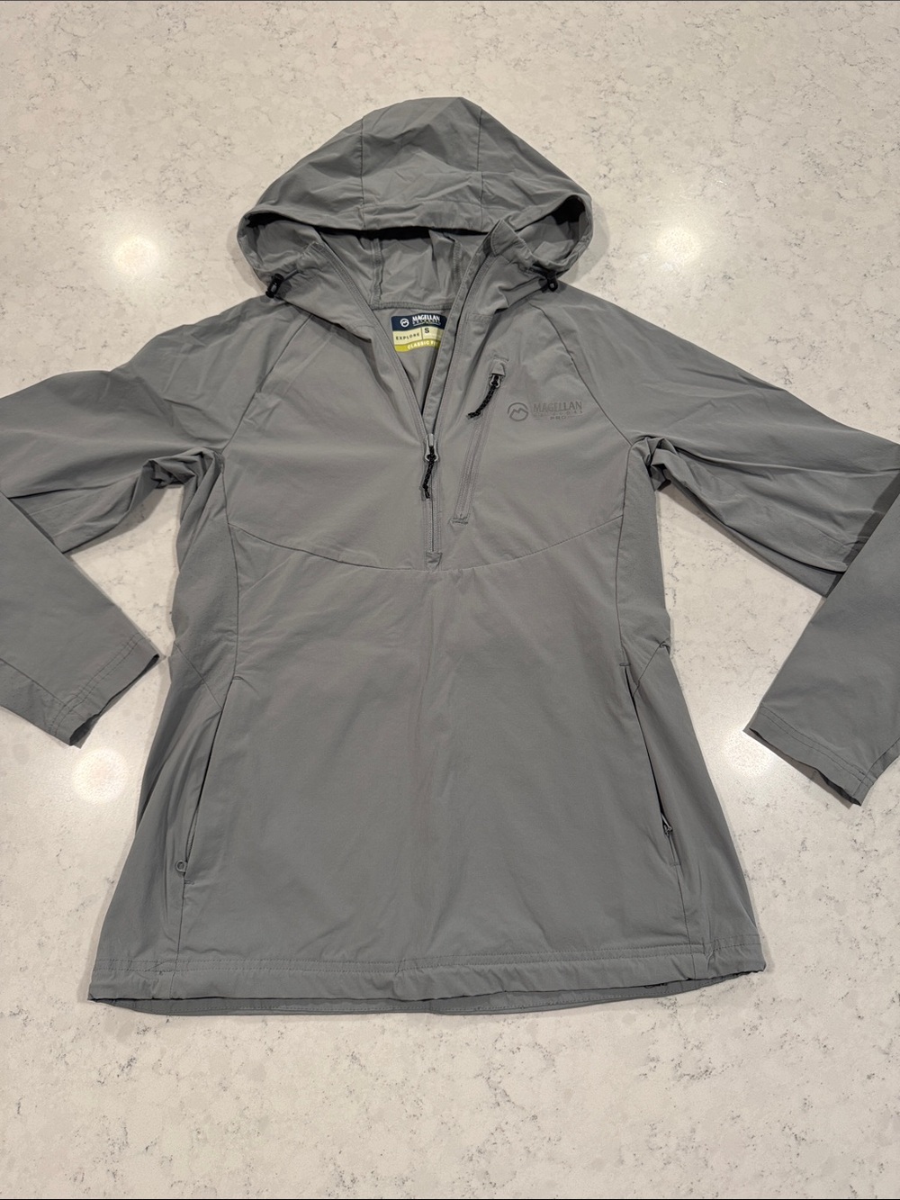 Magellan Outdoors Pro Explore Classic Fit Women's S Hooded Nylon 1/4 Zip Jacket